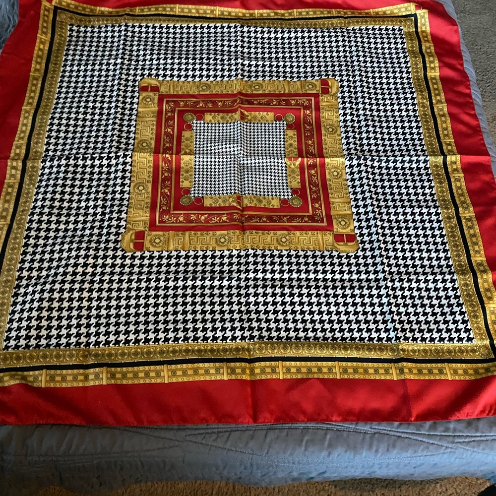 Elegant Red and Gold Women's Scarf